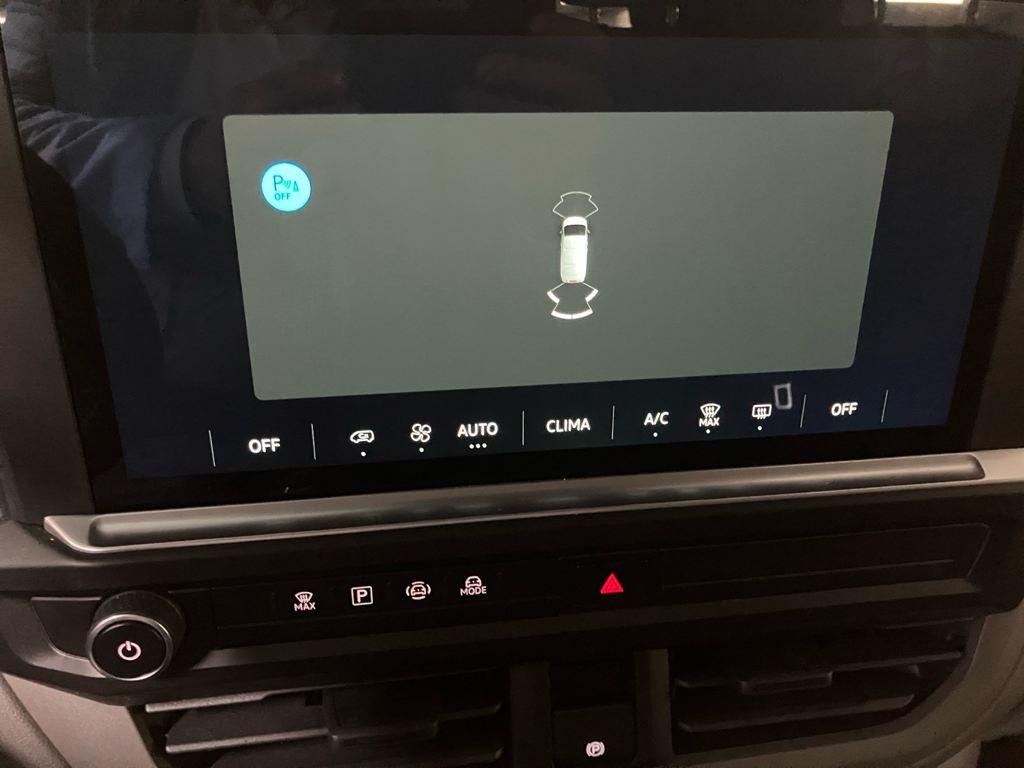 Volkswagen Caravelle Origin Batalla Corta 2.0 TDI BMT 81 kW (110 CV) - 11