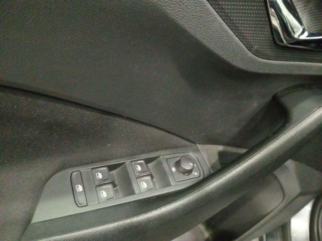 Skoda Kamiq 1.0 TSI Active 81 kW (110 CV) - 18