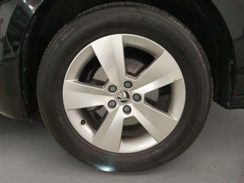 Skoda Kamiq 1.0 TSI Active 81 kW (110 CV) - 7