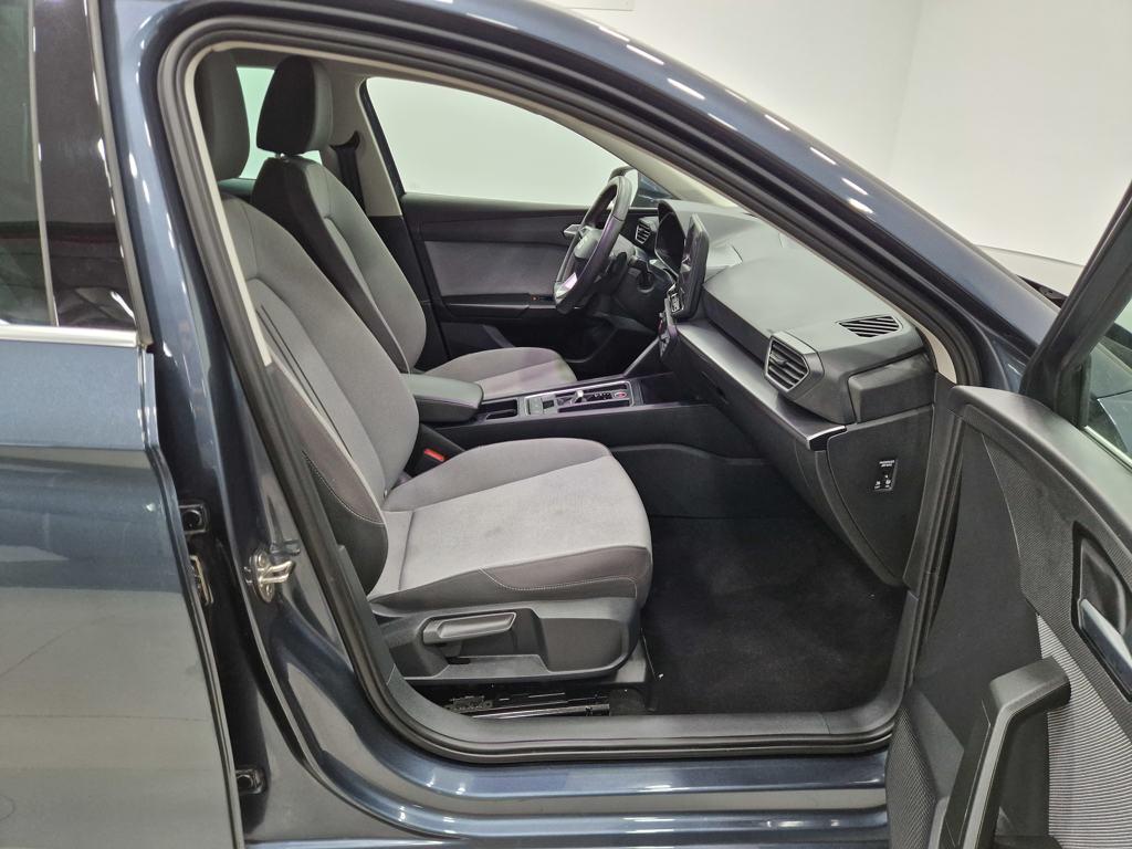 SEAT León 1.5 eTSI Style 25 Aniversario DSG 85 kW (116 CV) - 4