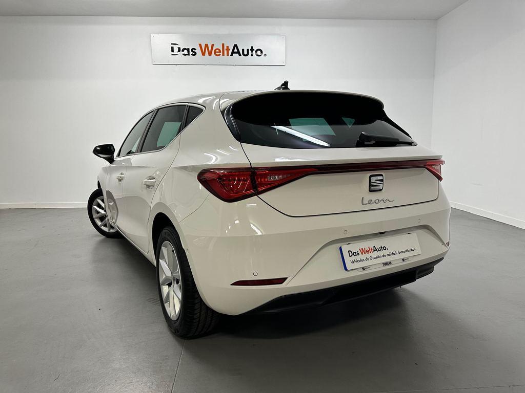 SEAT León 1.5 eTSI Style 25 Aniversario DSG 85 kW (116 CV) - 1