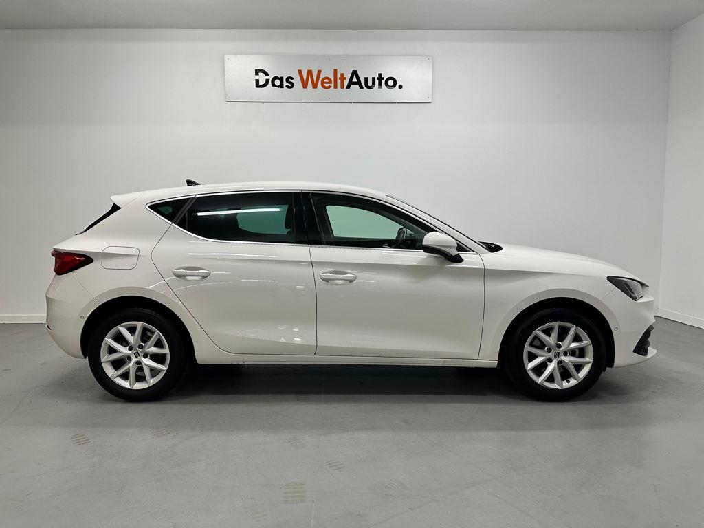 SEAT León 1.5 eTSI Style 25 Aniversario DSG 85 kW (116 CV) - 2
