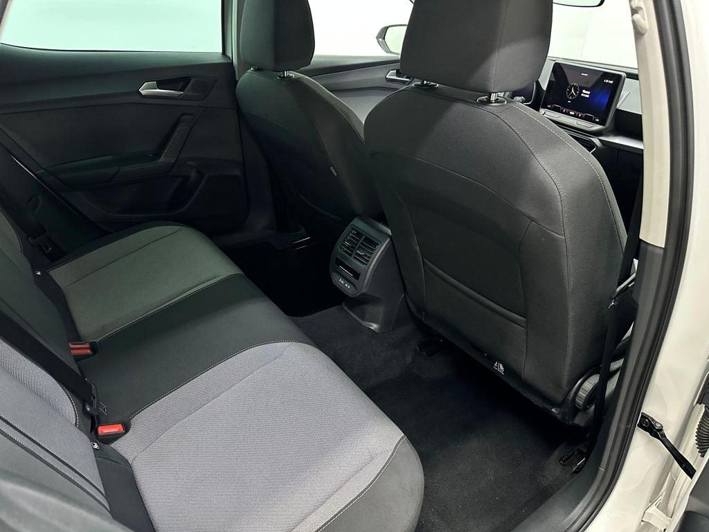 SEAT León 1.5 eTSI Style 25 Aniversario DSG 85 kW (116 CV) - 5