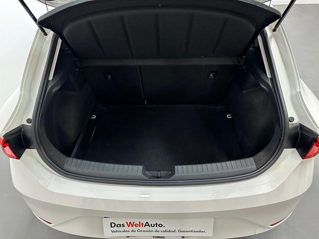 SEAT León 1.5 eTSI Style 25 Aniversario DSG 85 kW (116 CV) - 6