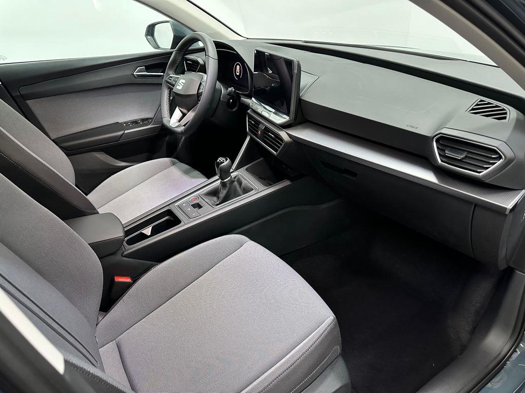 SEAT León 1.5 TSI S&S Style 25 Aniversario 85 kW (116 CV) - 4