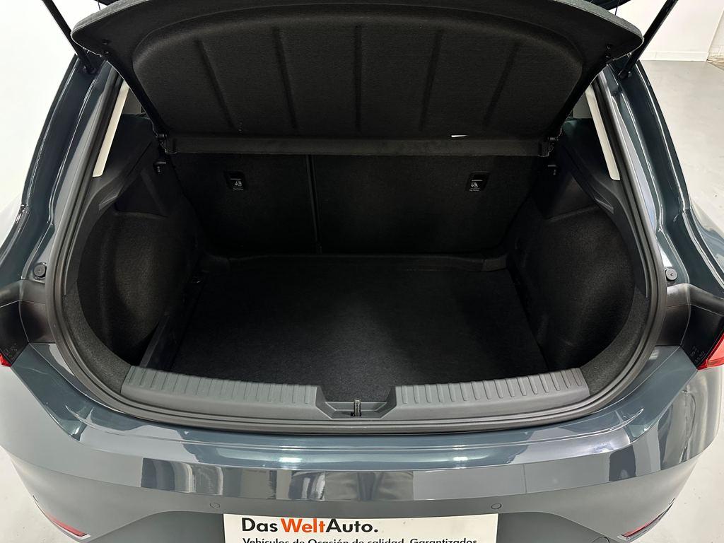 SEAT León 1.5 TSI S&S Style 25 Aniversario 85 kW (116 CV) - 6