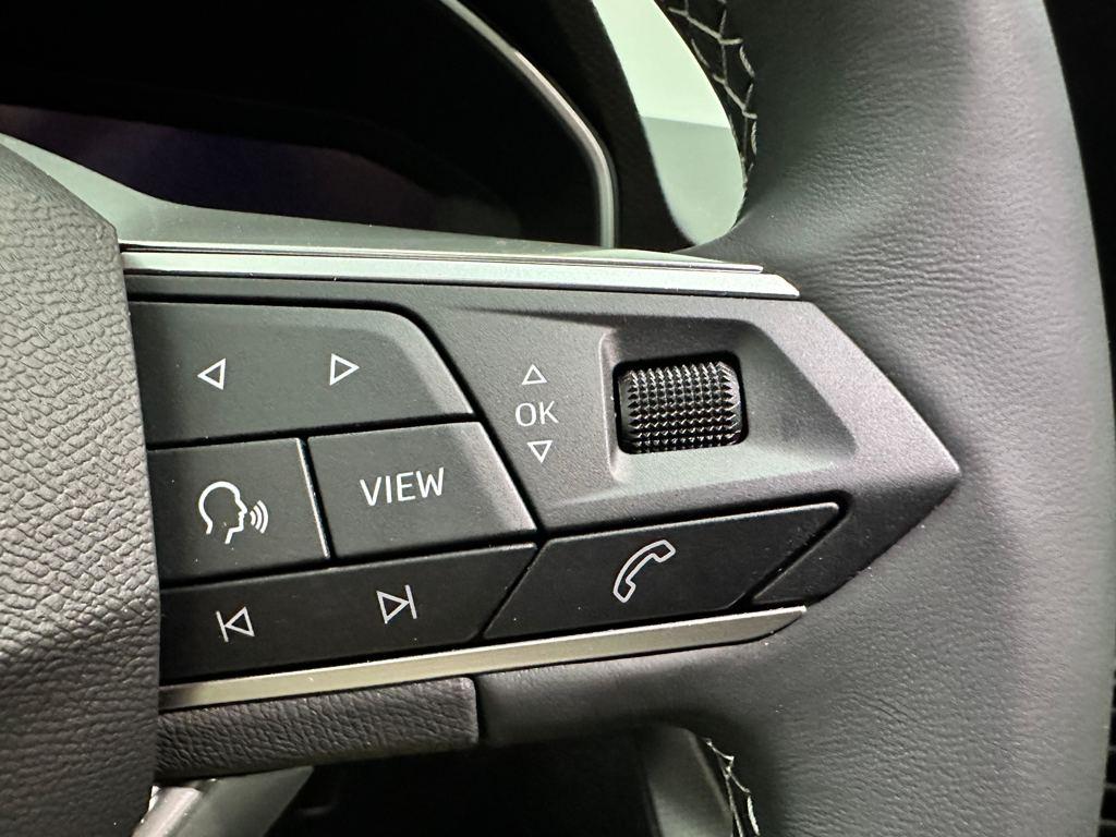 SEAT León 1.5 TSI S&S Style 25 Aniversario 85 kW (116 CV) - 11