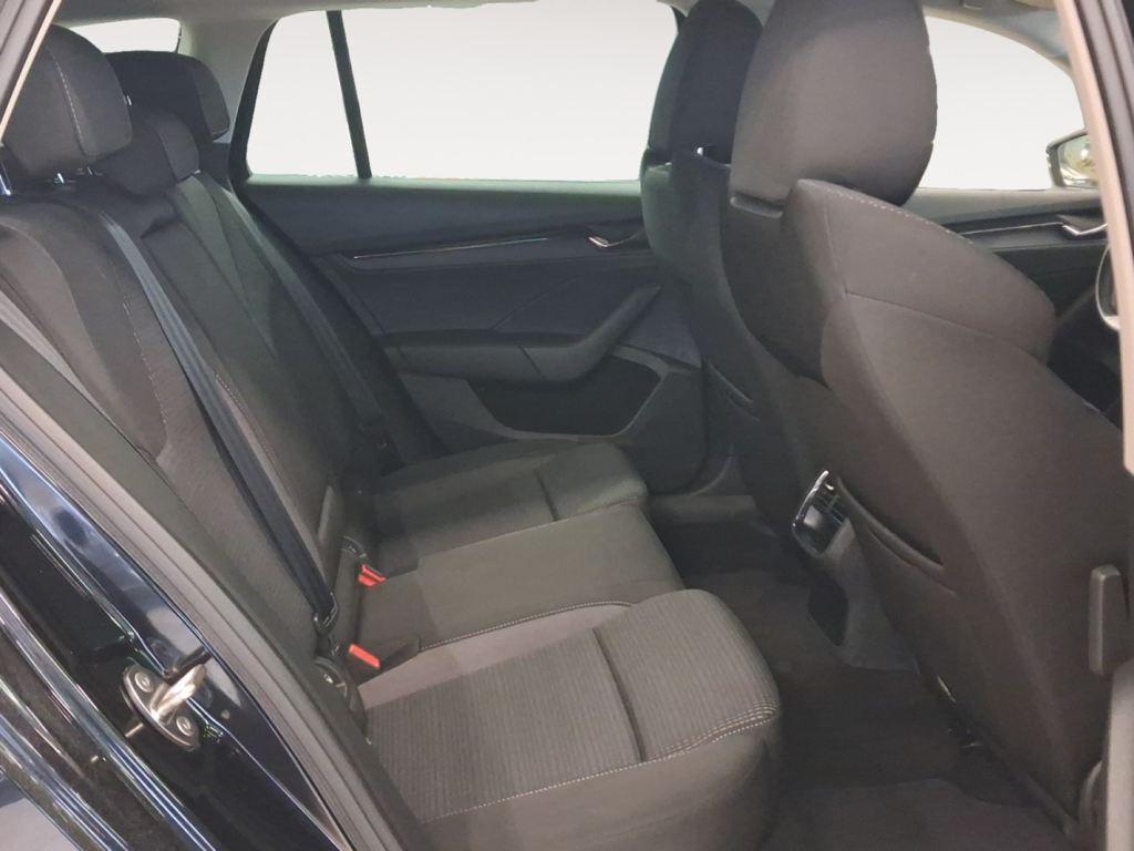 Skoda Octavia Combi 2.0 TDI Ambition DSG 85 kW (115 CV) - 5
