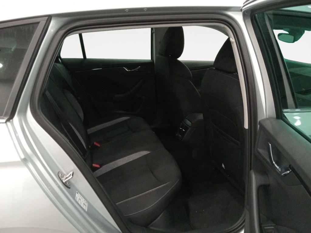 Skoda Scala 1.0 TSI Selection 85 kW (115 CV) - 5