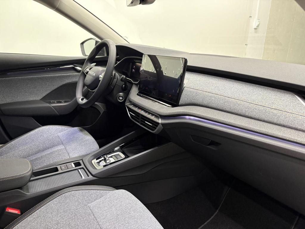 Skoda Octavia Combi 1.5 TSI m-HEV Selection DSG 110 kW (150 CV) - 8