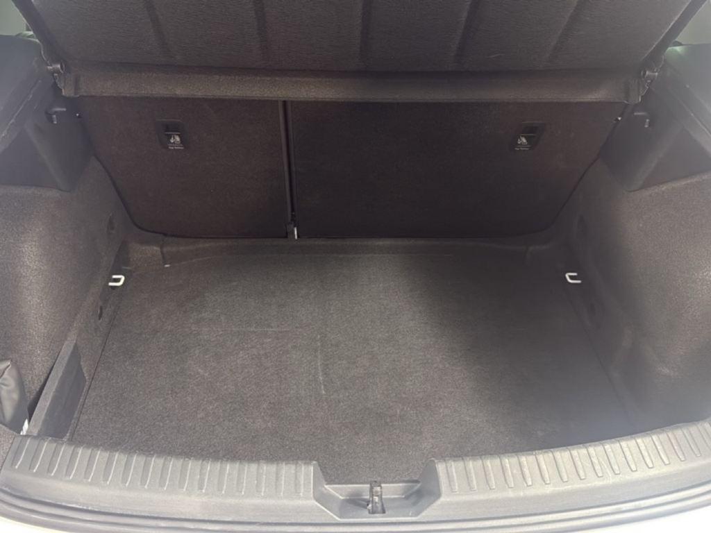 SEAT León 2.0 TDI S&S Style XS 85 kW (115 CV) - 6