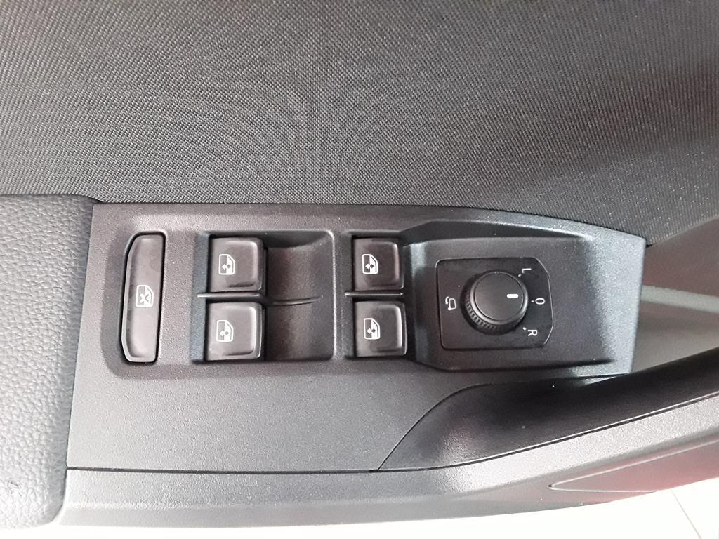 SEAT Ibiza 1.0 TSI FR Salta 85 kW (115 CV) - 13