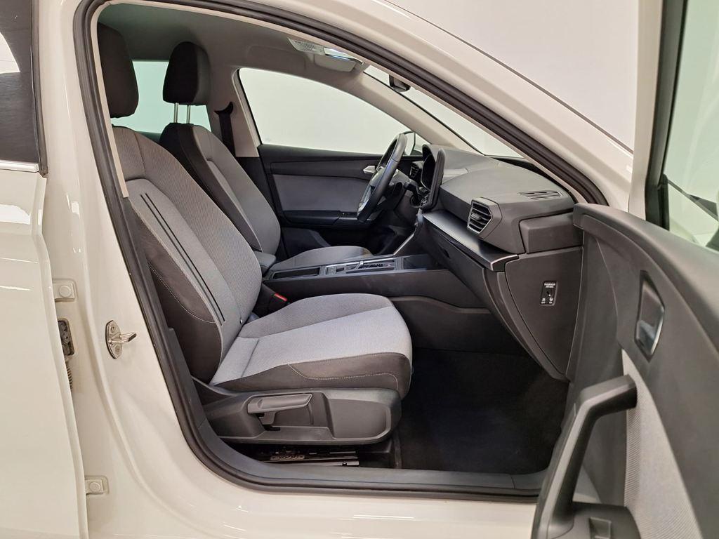 SEAT León 1.5 eTSI Style 25 Aniversario DSG 85 kW (116 CV) - 4