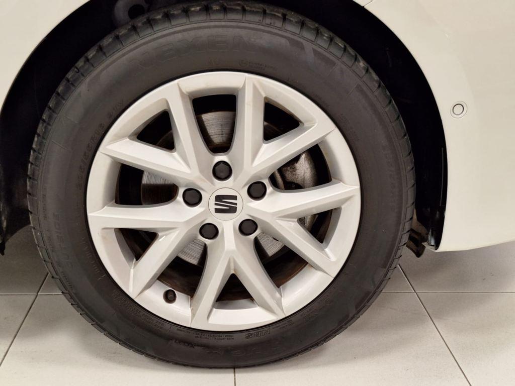 SEAT León 1.5 eTSI Style 25 Aniversario DSG 85 kW (116 CV) - 7