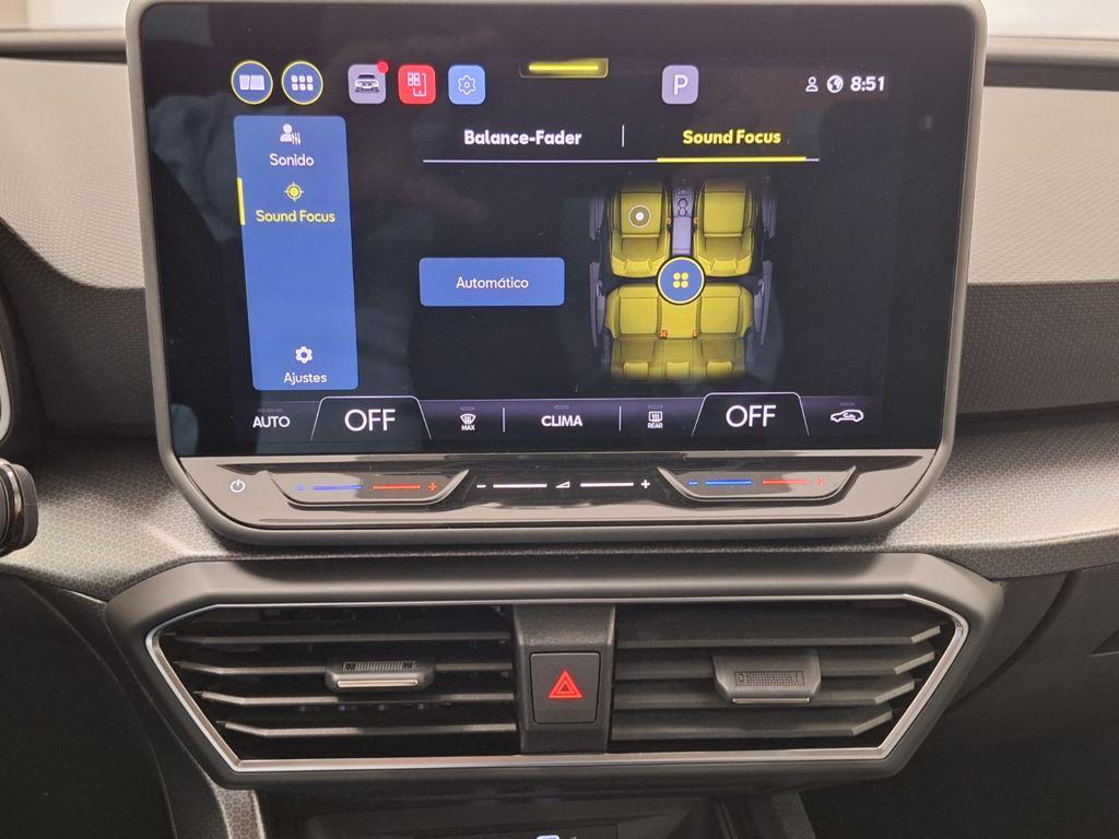 SEAT León 1.5 eTSI Style 25 Aniversario DSG 85 kW (116 CV) - 11