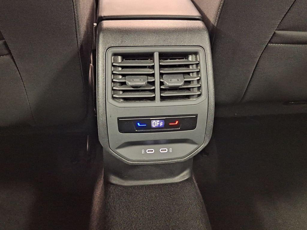 SEAT León 1.5 eTSI Style 25 Aniversario DSG 85 kW (116 CV) - 19