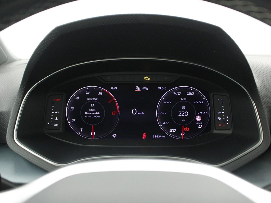 SEAT Arona 1.0 TSI Xperience Plus 81 kW (110 CV) - 8