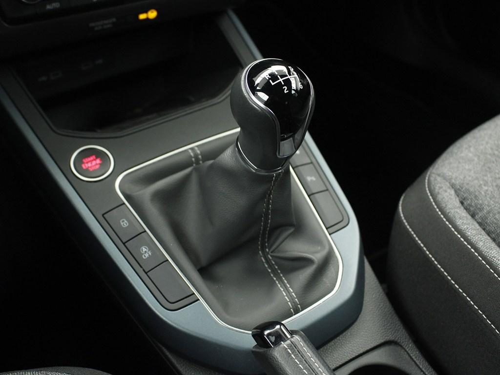 SEAT Arona 1.0 TSI Xperience Plus 81 kW (110 CV) - 9