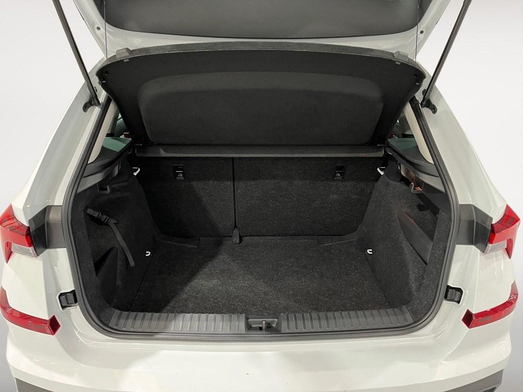 Skoda Kamiq 1.0 TSI Selection DSG 85 kW (115 CV) - 6