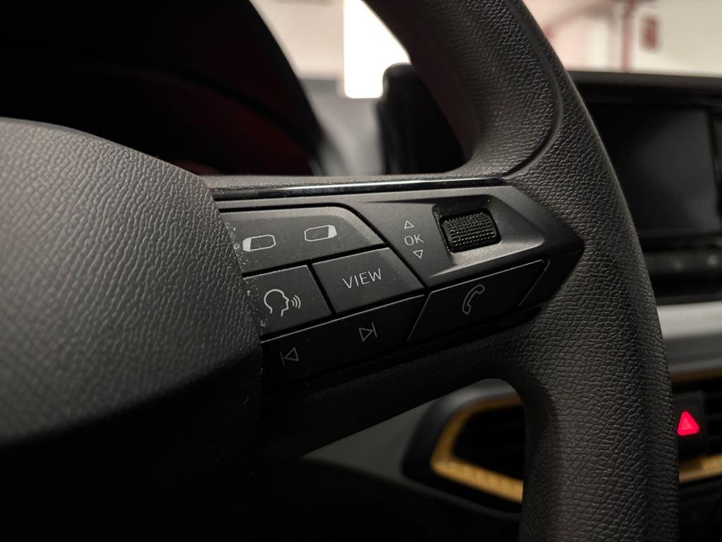 SEAT Ibiza 1.0 MPI Reference Plus 59 kW (80 CV) - 9