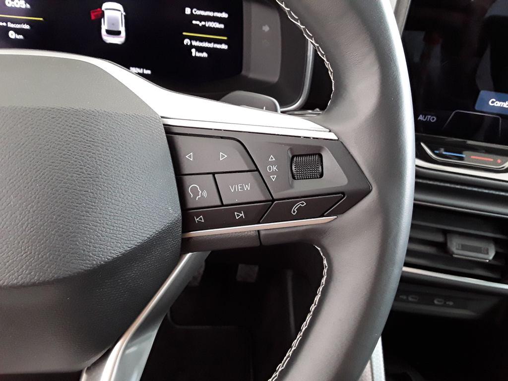 SEAT León 1.5 eTSI Style 25 Aniversario DSG 85 kW (116 CV) - 9