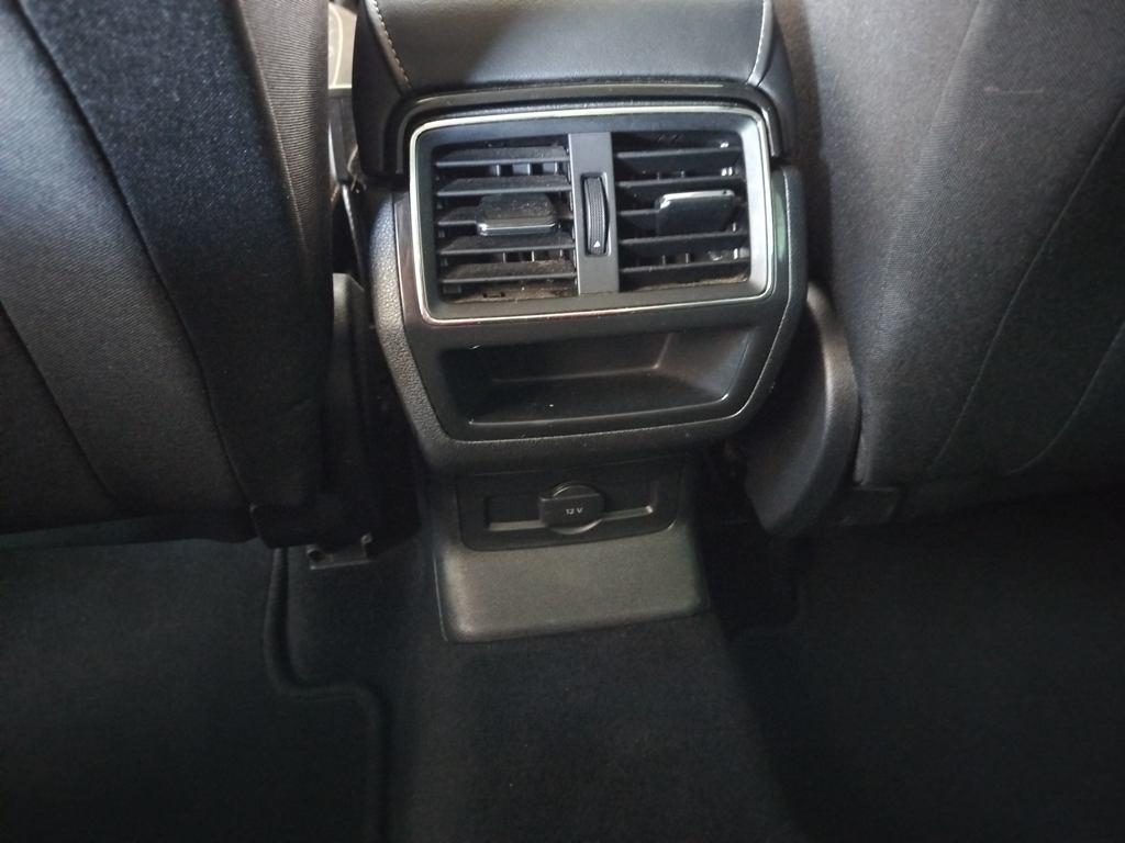 Skoda Karoq 1.0 TSI Ambition DSG 85 kW (115 CV) - 10