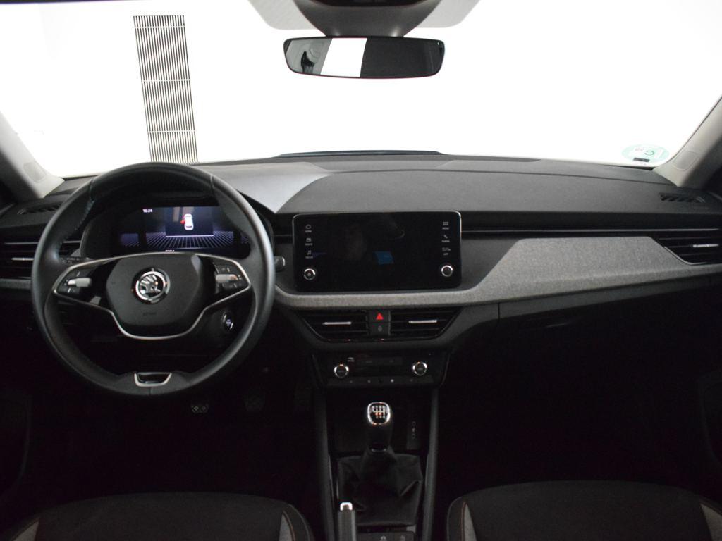 Skoda Kamiq 1.0 TSI Selection 85 kW (115 CV) - 3