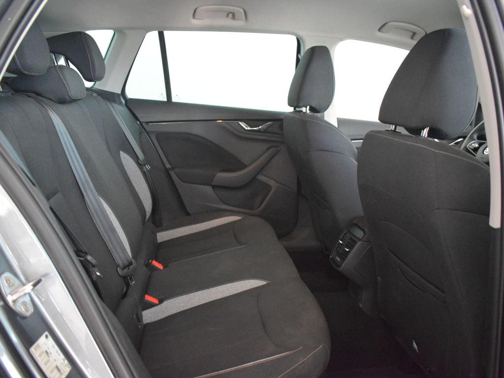 Skoda Kamiq 1.0 TSI Selection 85 kW (115 CV) - 5