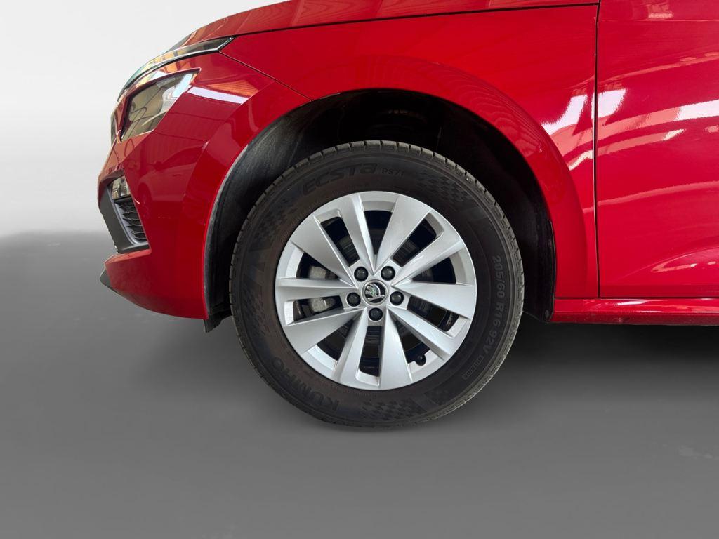 Skoda Kamiq 1.0 TSI Selection 70 kW (95 CV) - 7