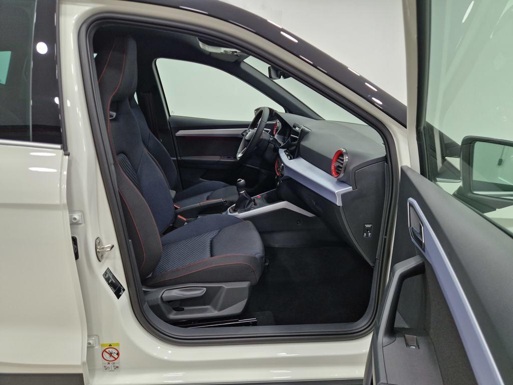 SEAT Arona 1.0 TSI FR Special Edition 85 kW (115 CV) - 4