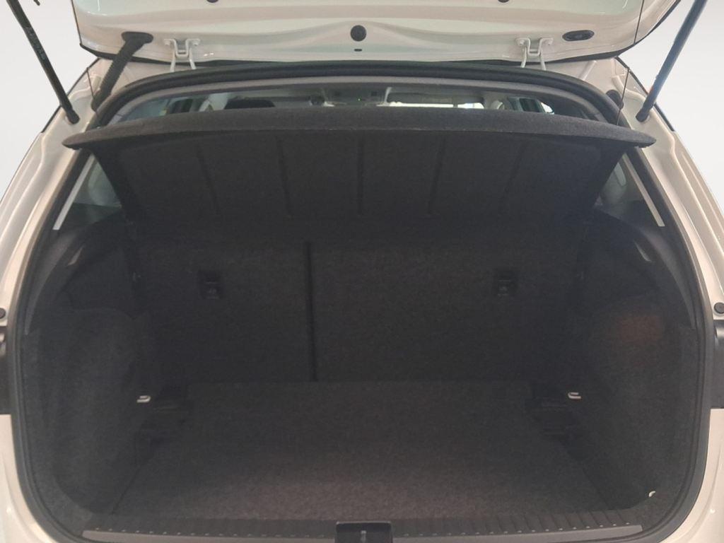 SEAT Arona 1.0 TSI Style Special Edition DSG 85 kW (115 CV) - 6