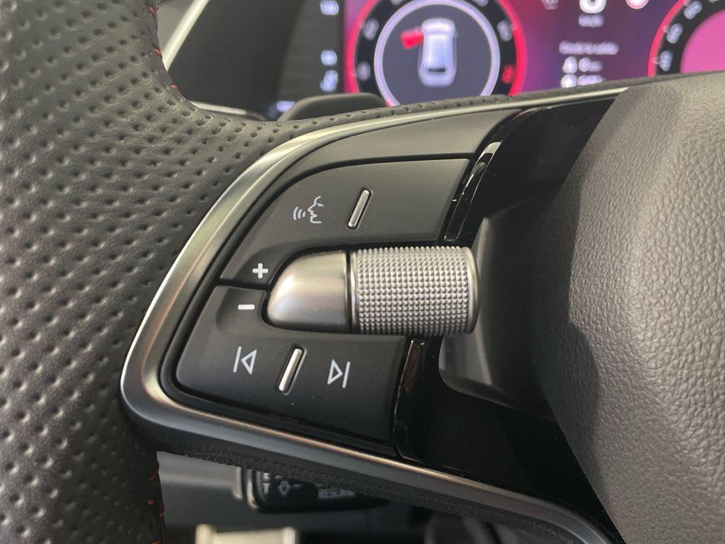 Skoda Octavia Combi 2.0 TSI RS DSG 195 kW (265 CV) - 8