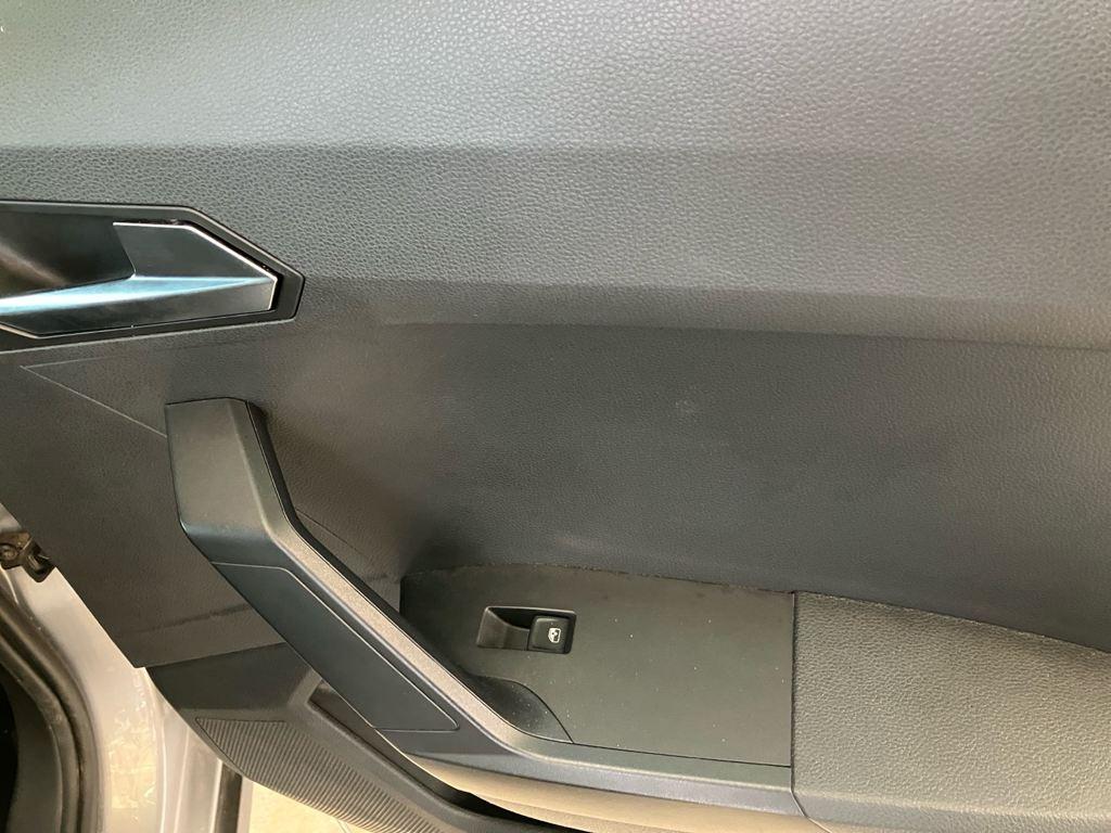 SEAT Arona 1.0 TSI FR XM 85 kW (115 CV) - 16