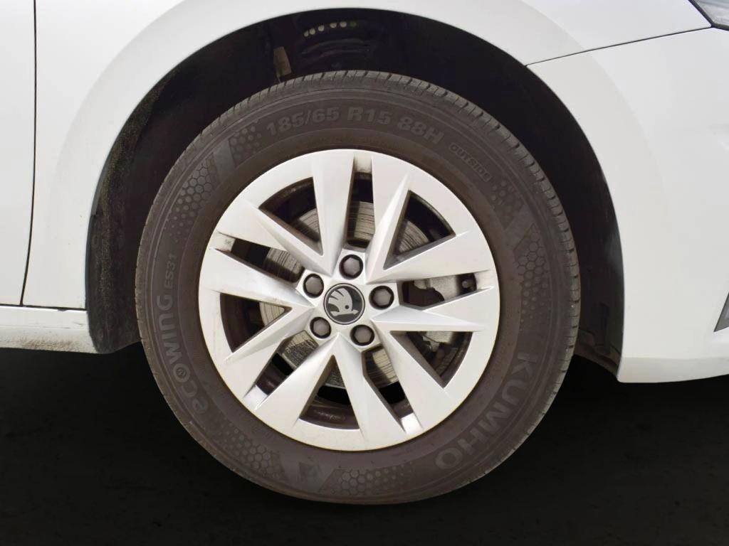 Skoda Fabia 1.0 TSI Selection DSG 85 kW (115 CV) - 7