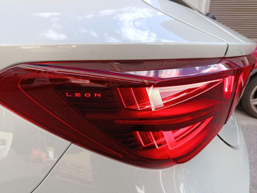 CUPRA León 1.5 eTSI DSG 110 kW (150 CV) - 11