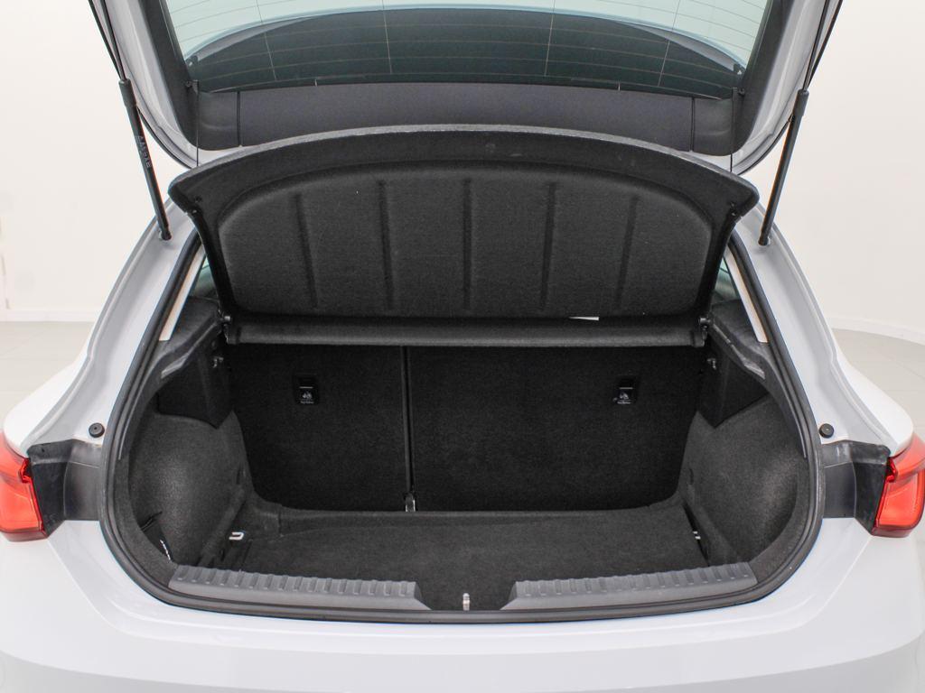 SEAT León 2.0 TDI S&S Style XS 85 kW (115 CV) - 6