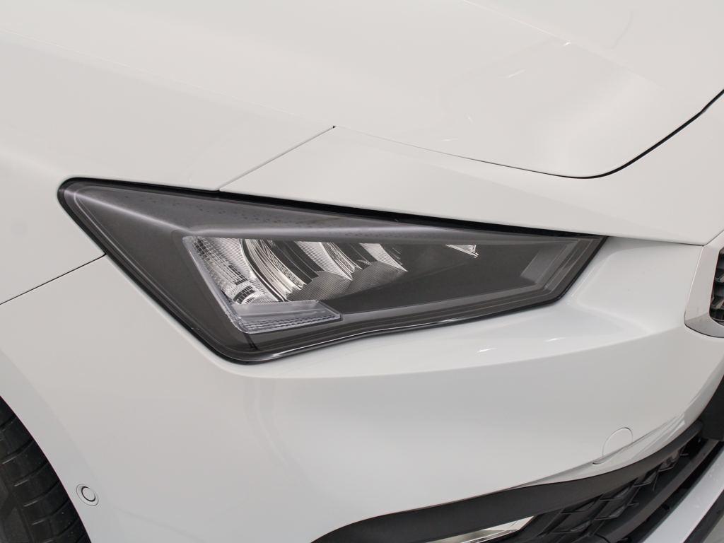 SEAT León 2.0 TDI S&S Style XS 85 kW (115 CV) - 10