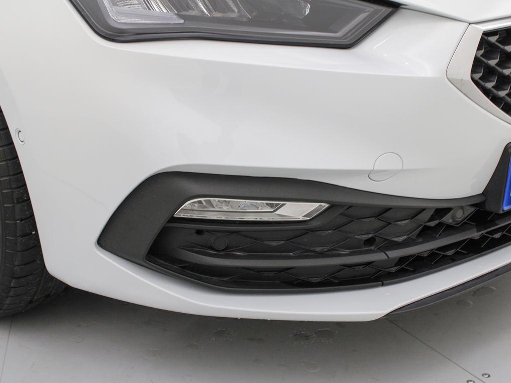 SEAT León 2.0 TDI S&S Style XS 85 kW (115 CV) - 11