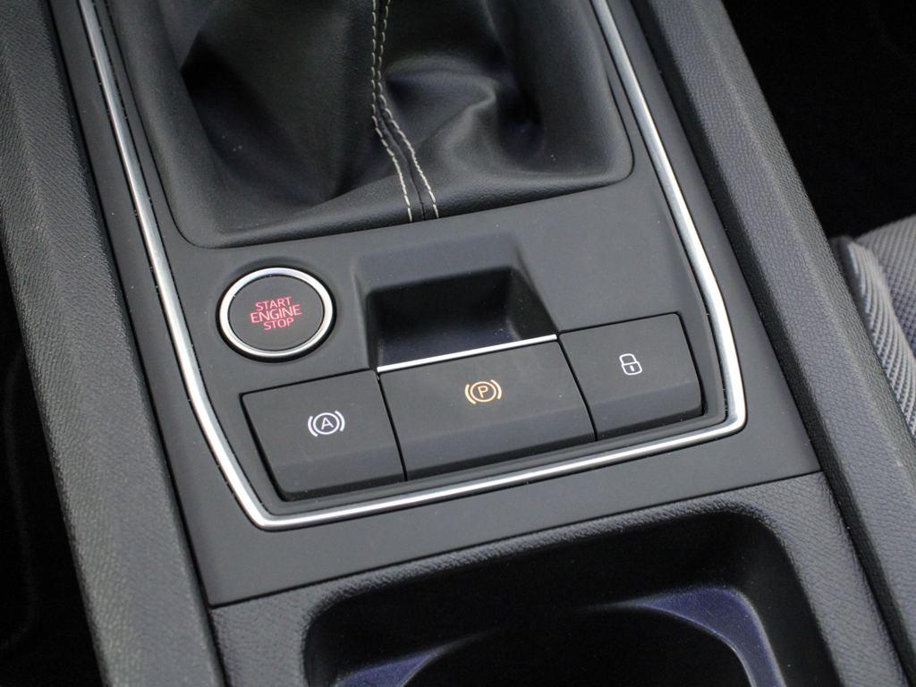 SEAT León 2.0 TDI S&S Style XS 85 kW (115 CV) - 13