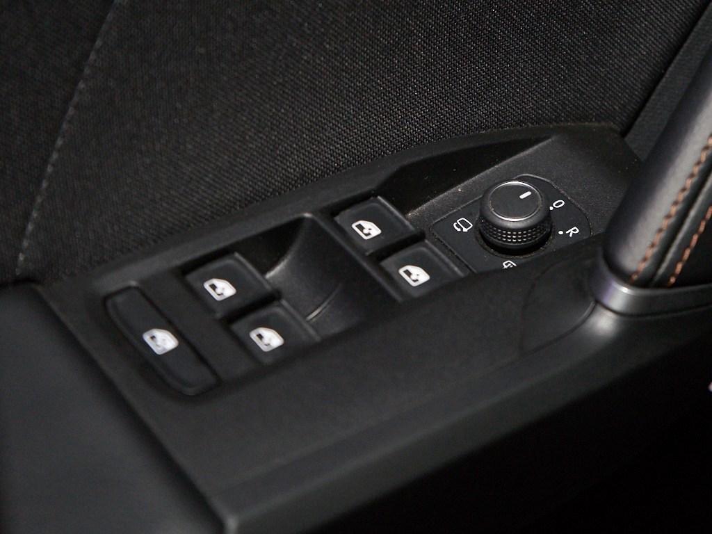 CUPRA Formentor 1.5 TSI DSG 110 kW (150 CV) - 17