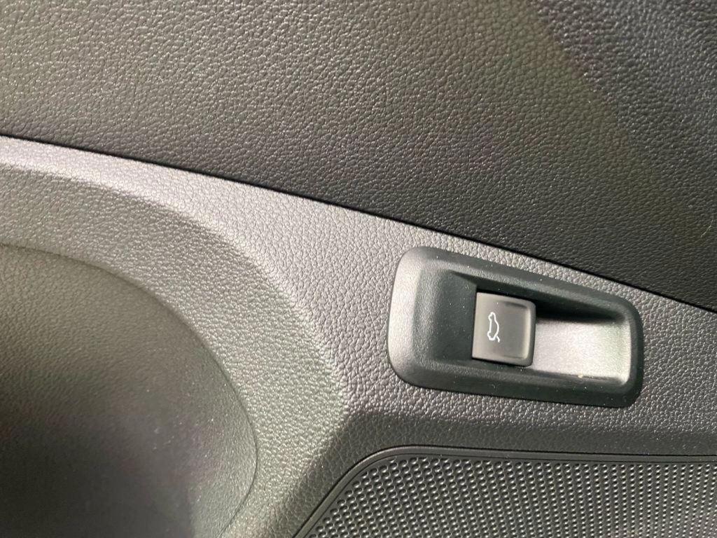 Skoda Kamiq 1.5 TSI Monte Carlo DSG 110 kW (150 CV) - 13