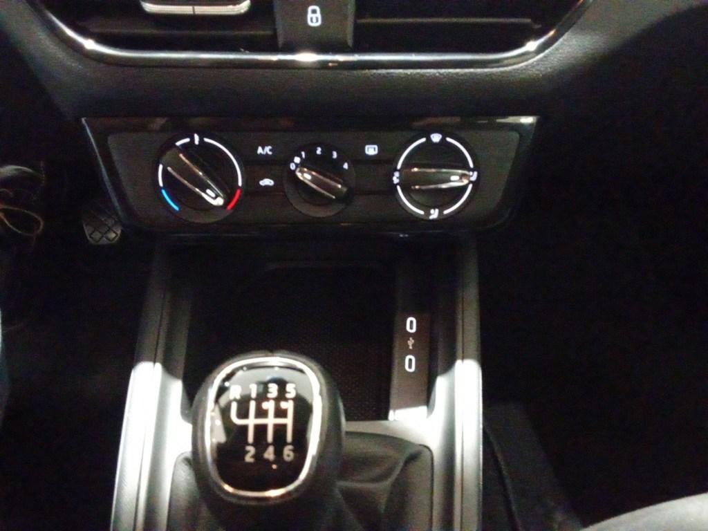 Skoda Kamiq 1.0 TSI Essence 85 kW (115 CV) - 11