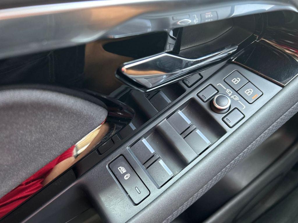 Land Rover Range Rover Evoque D163 MHEV Standard 4WD Auto 120 kW (163 CV) - 12