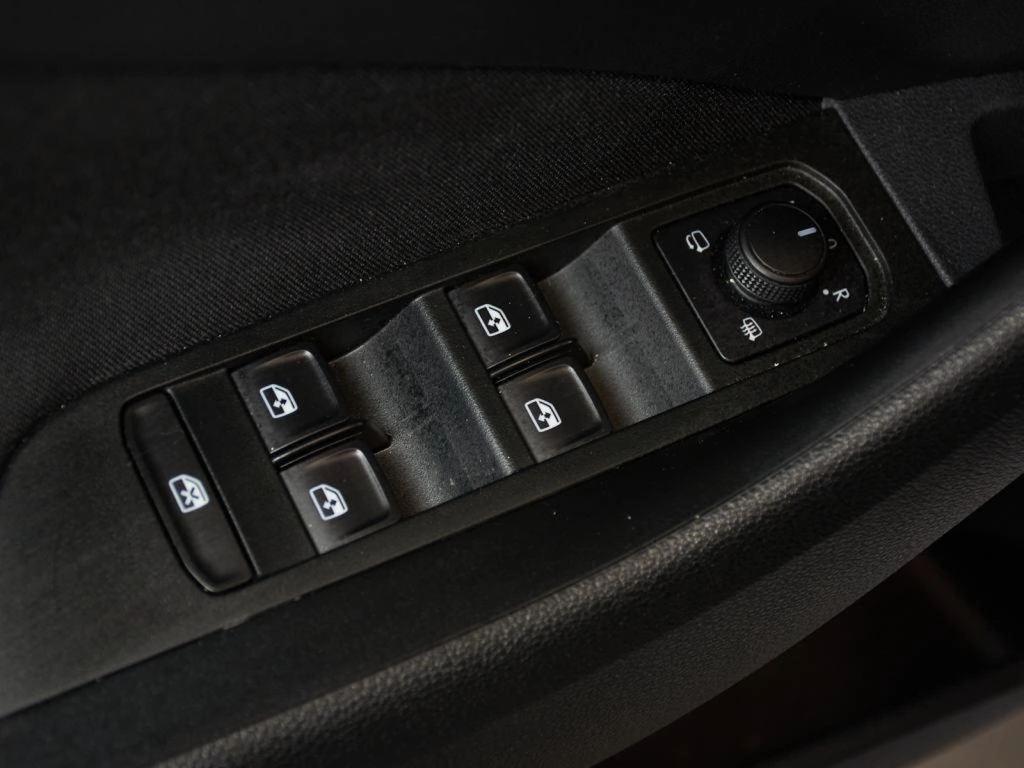 Skoda Scala 1.0 TSI Selection 85 kW (115 CV) - 9