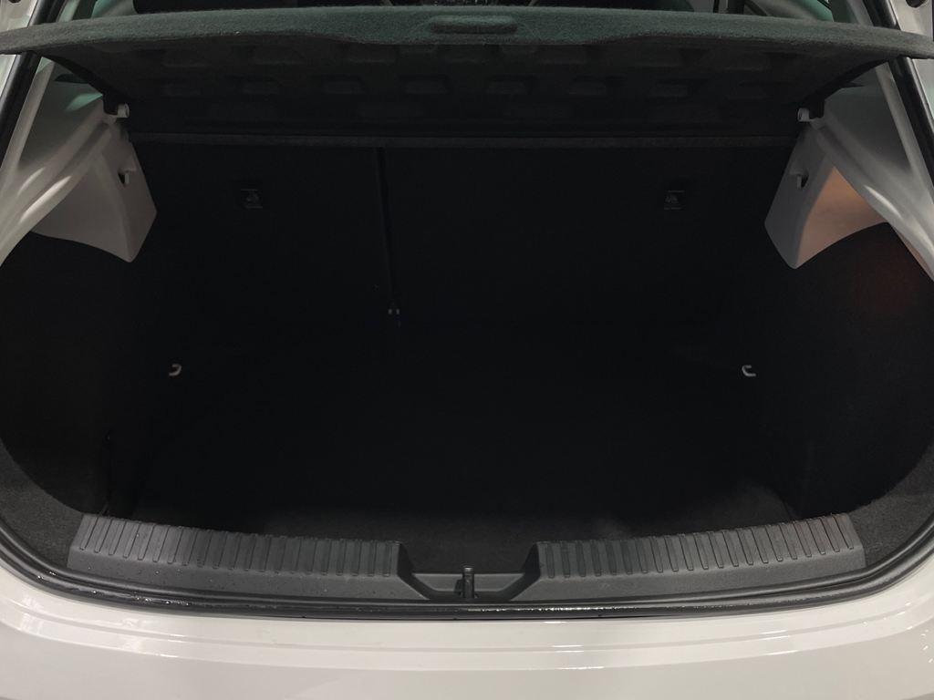 SEAT León 1.5 TSI S&S Style Visio Edition 96 kW (130 CV) - 6
