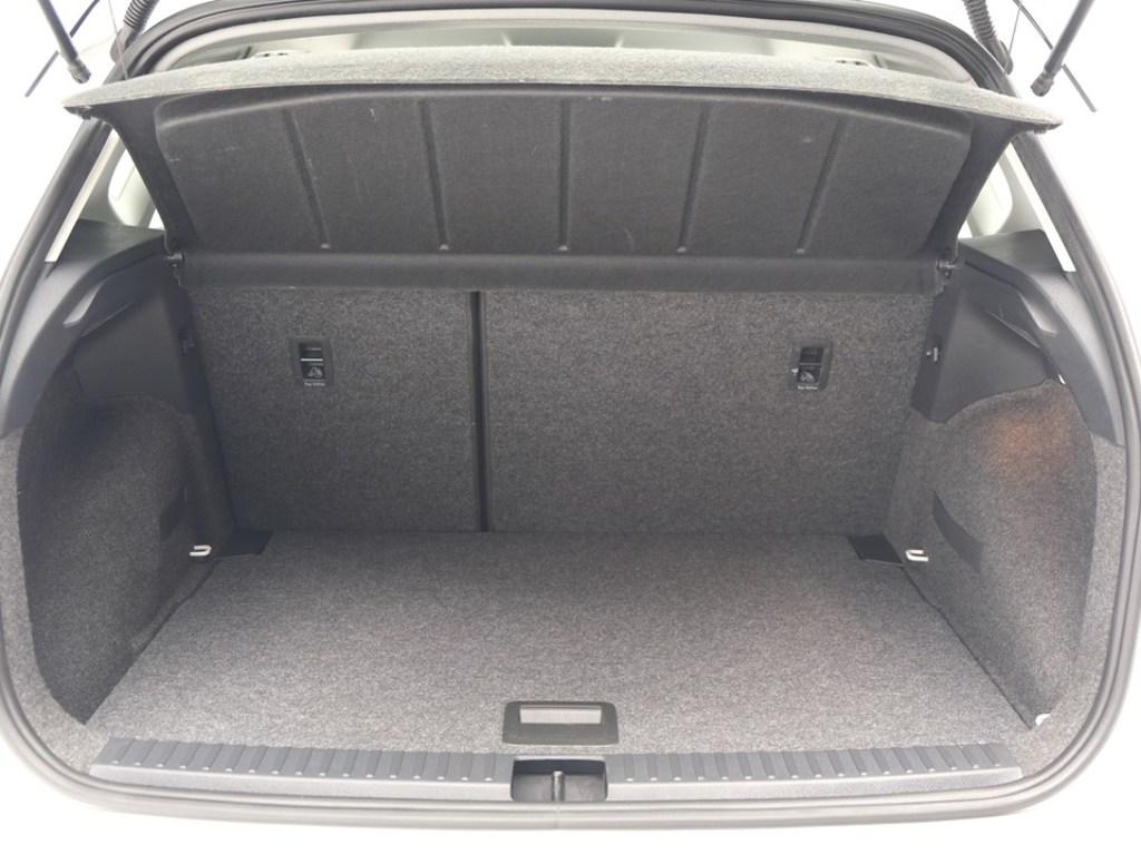 SEAT Arona 1.0 TSI Ecomotive FR 85 kW (115 CV) - 6