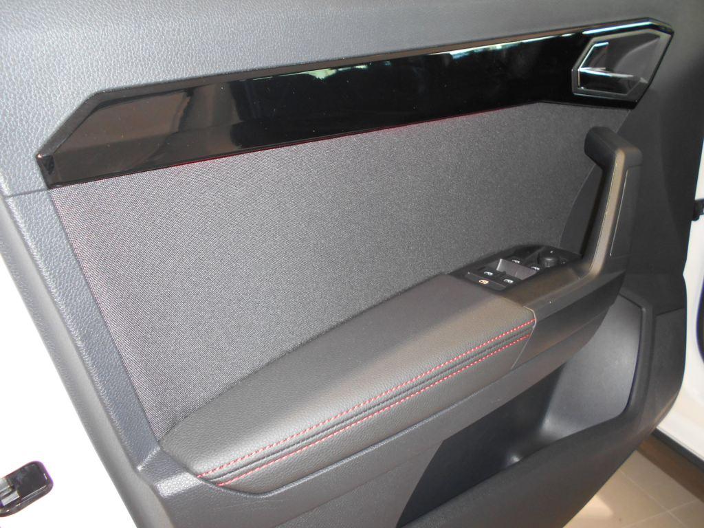 SEAT Arona 1.0 TSI Ecomotive FR 85 kW (115 CV) - 8