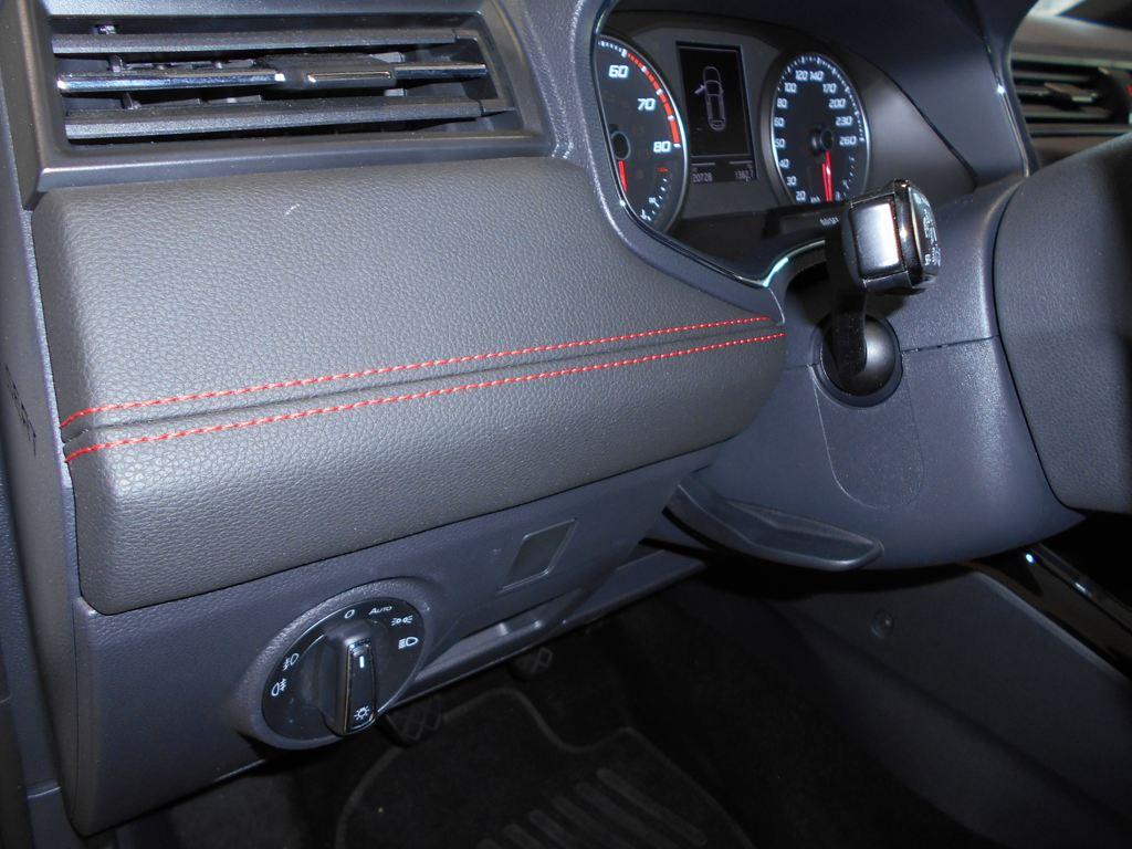 SEAT Arona 1.0 TSI Ecomotive FR 85 kW (115 CV) - 10