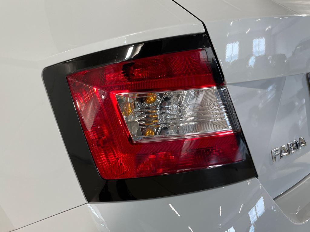 Skoda Fabia 1.0 TSI Ambition Plus 70 kW (95 CV) - 17