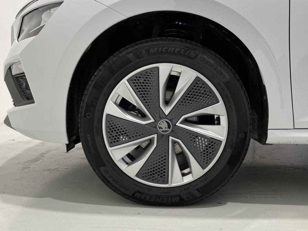 Skoda Kamiq 1.5 TSI Design 110 kW (150 CV) - 7